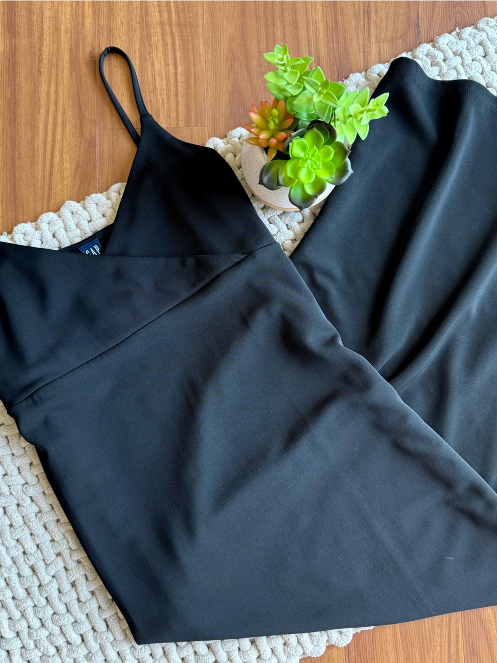 GAP | Women’s Black Empire Line Surplice Dress with Spaghetti Straps | Medium